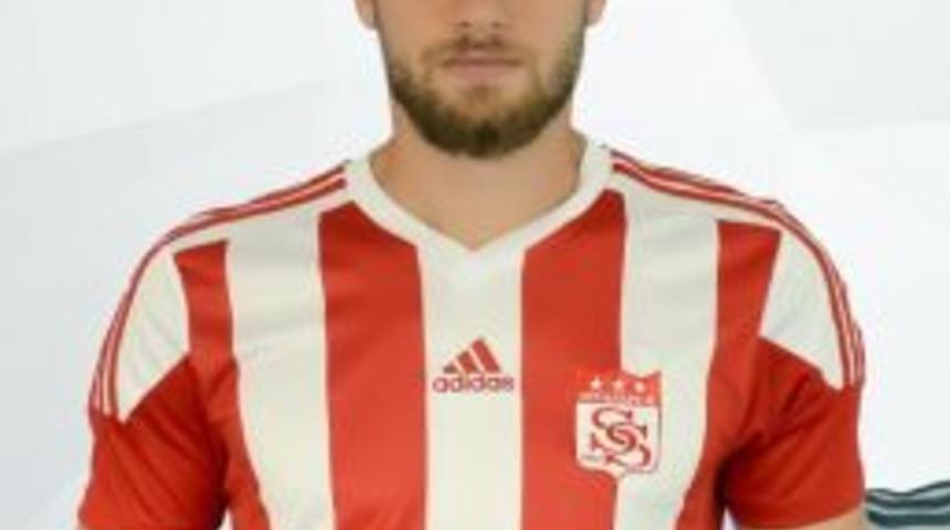 Elazığspor, Cem &Ouml;zdemir&rsquo;le Anlaştı