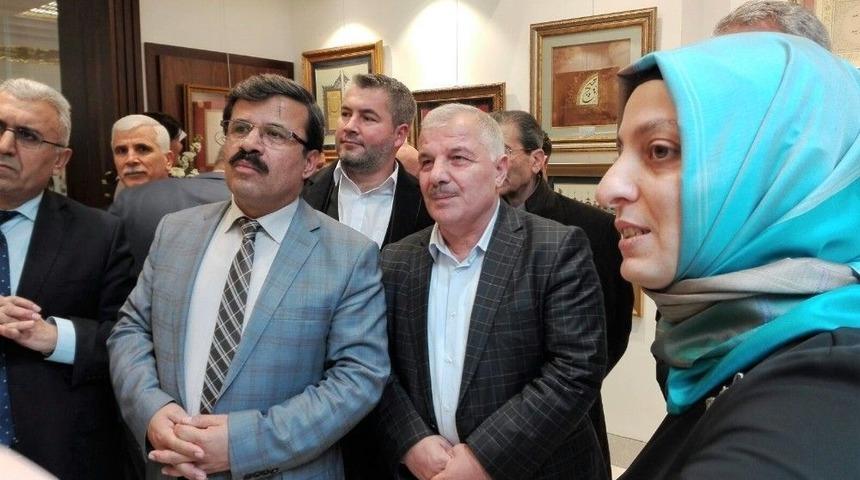 Göz Kamaştıran Tezhip Sergisi