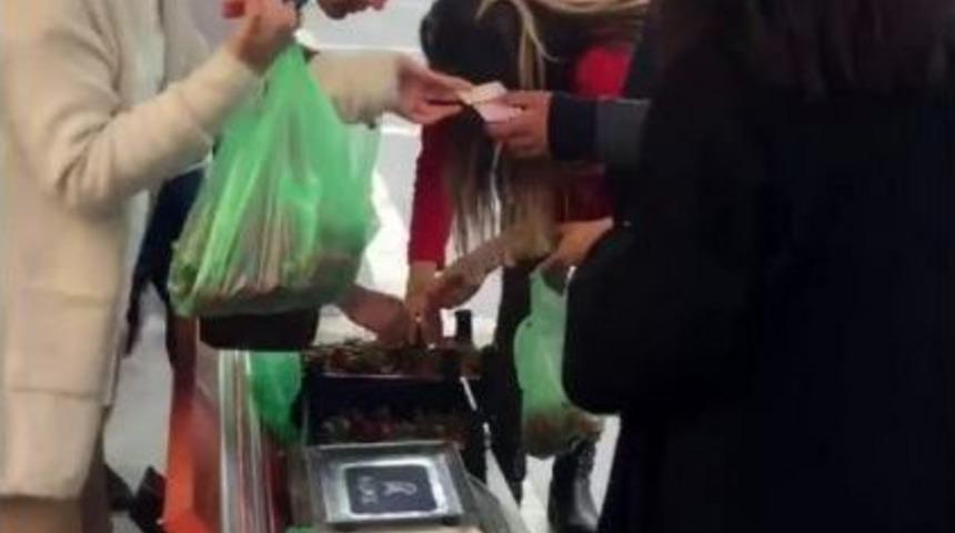 Adanalıların Seyyar Satıcı Hassasiyeti