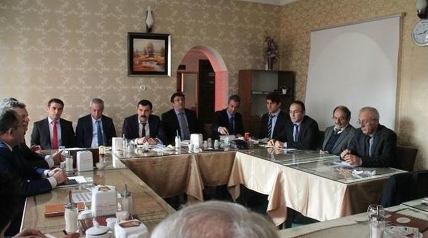 Boz&uuml;y&uuml;k&rsquo;te Gıda Tarım Ve Hayvancılık İl M&uuml;d&uuml;rl&uuml;ğ&uuml; Değerlendirme Toplantısı