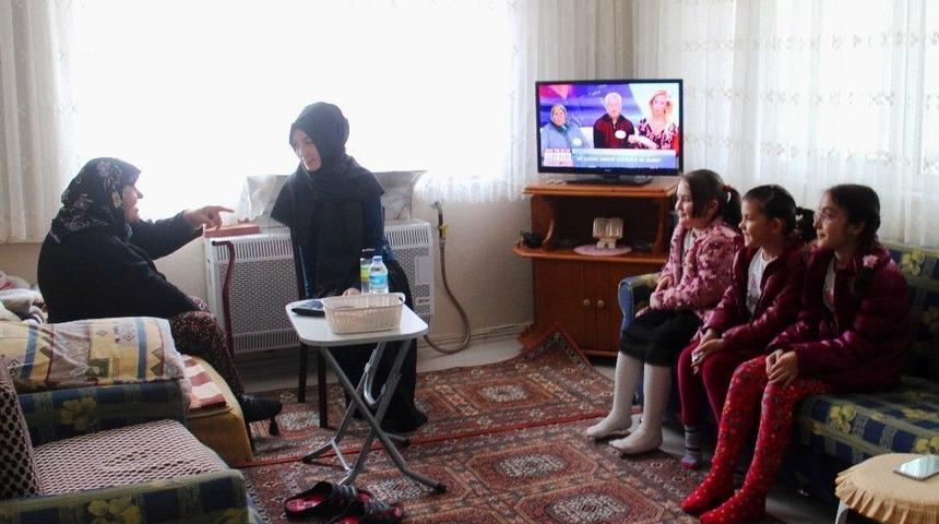 Minik &Ouml;ğrenciler Asırlık &Ccedil;ınarların Tecr&uuml;belerini Dinledi