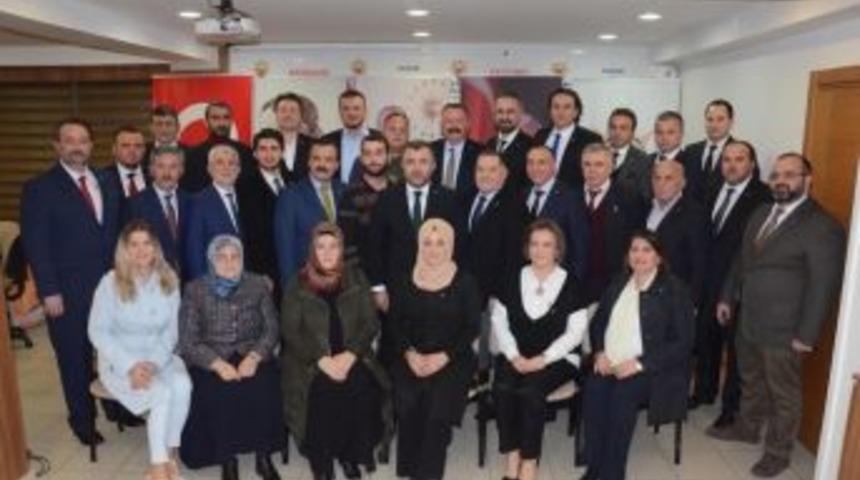 Ak Parti &lsquo;de G&ouml;rev Dağılımı Yapıldı