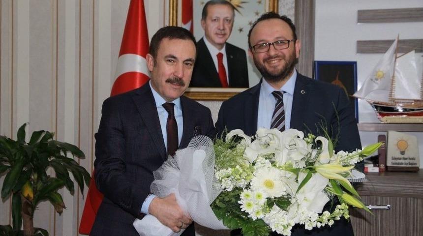 Ahid’den Yenimahalle İlçe Teşkilatına Ziyaret