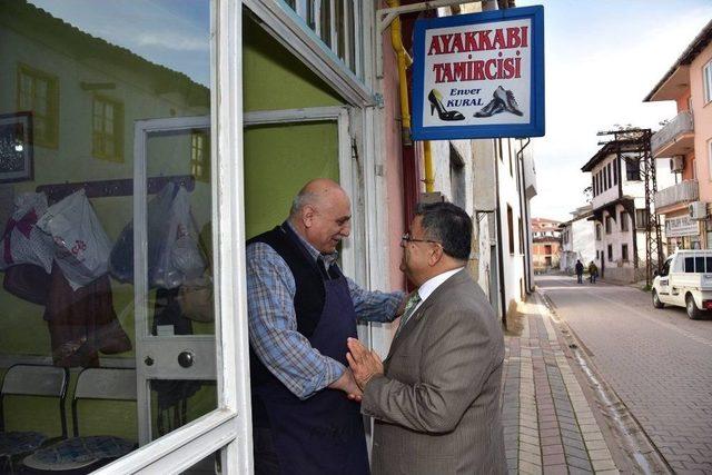 Başkan Yağcı, Osmaneli Esnafını Ziyaret Etti