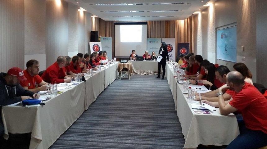 Tika, Bosna Hersek&rsquo;te Atkap İle İlk Yardım G&ouml;n&uuml;ll&uuml;leri Eğitmeye Devam Ediyor