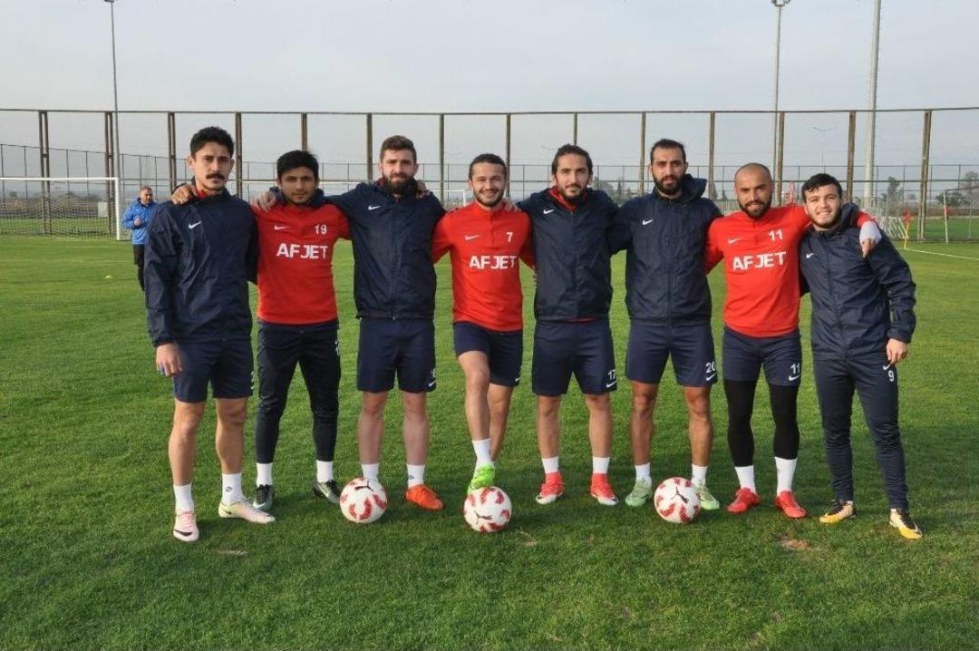 Afjet Afyonspor&rsquo;un Antalya Kampı Devam Ediyor