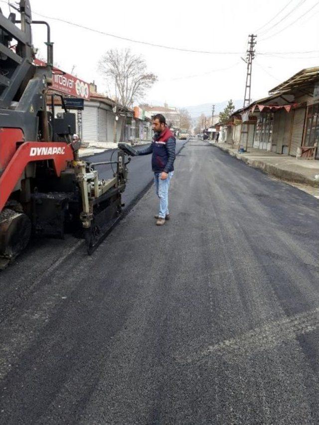 Eski Sanayi Sitesinde Asfalt Kaplama Çalışmaları Devam Ediyor