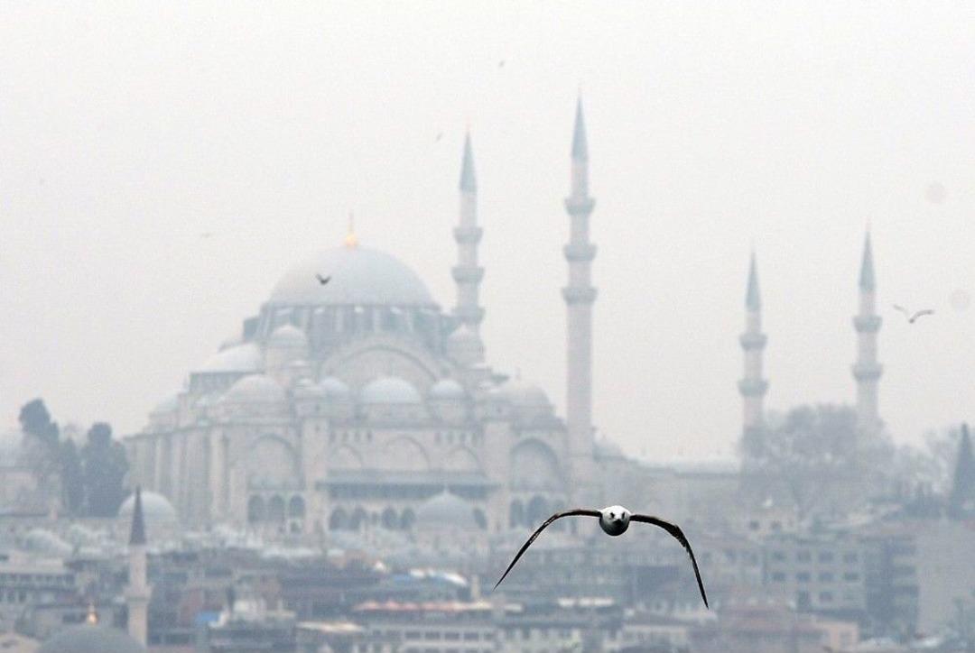 İstanbul&rsquo;da Sis Etkili Oluyor