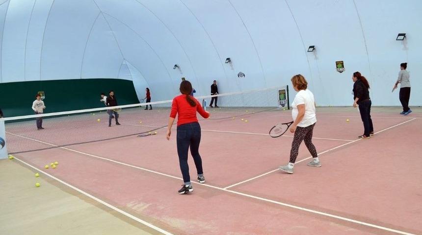Didim Tenis Akademisi, Didimlileri Tenisi &Ouml;ğretecek