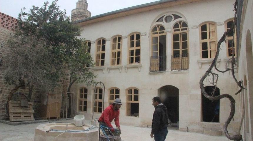 Tarihi Kilis Evi Restore Ediliyor