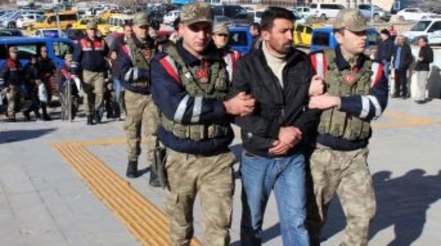 Elazığ&rsquo;daki Ter&ouml;r Operasyonu:2 Ş&uuml;pheli Tutuklandı