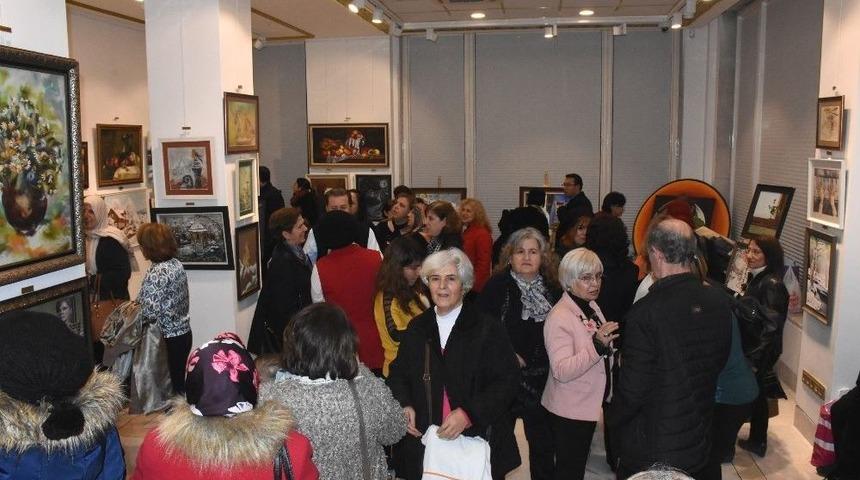 Ressamlardan Yeni Yıl Sergisi