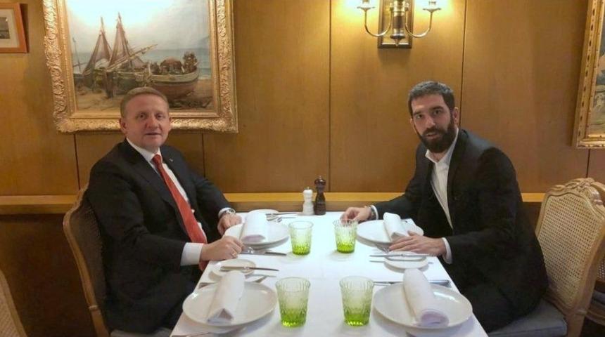 G&ouml;ksel G&uuml;m&uuml;şdağ&rsquo;dan Arda Turan M&uuml;jdesi