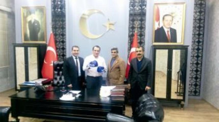 Kick Boks Federasyonu G&uuml;neydoğu B&ouml;lge Başkanı Erdoğan Kahta&rsquo;da