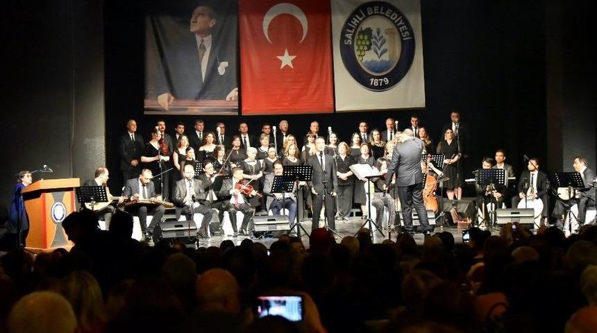 T&uuml;rk Sanat M&uuml;ziği Korosundan Yeni Yıl Konseri