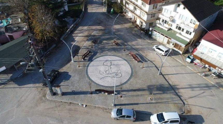 Kefken Meydanı Yenilendi