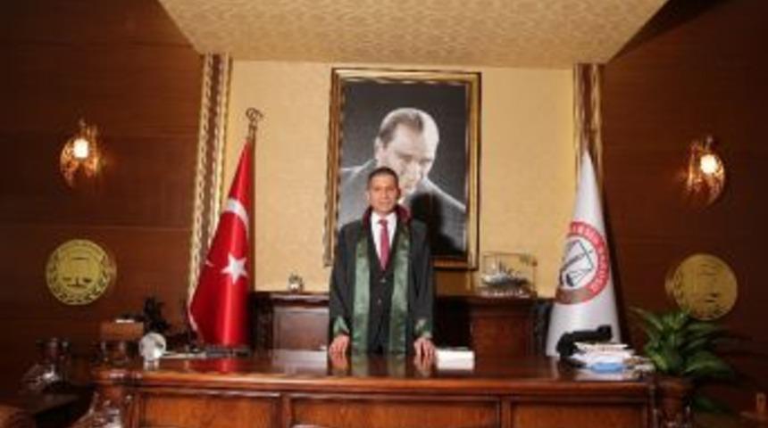 Er: "yeni İş Mahkemeleri İvedilikle Açılmalıdır"