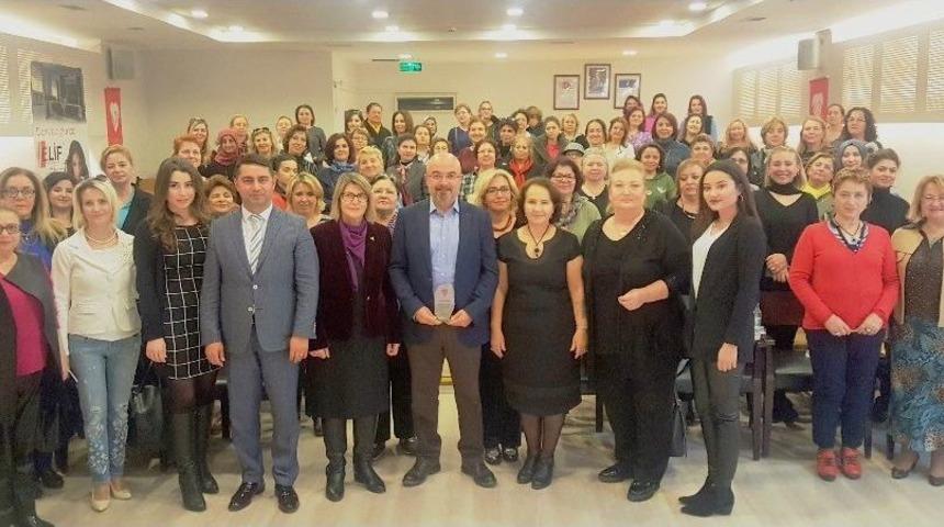&Ccedil;anakkaleli Kadınlara İletişim Eğitimi