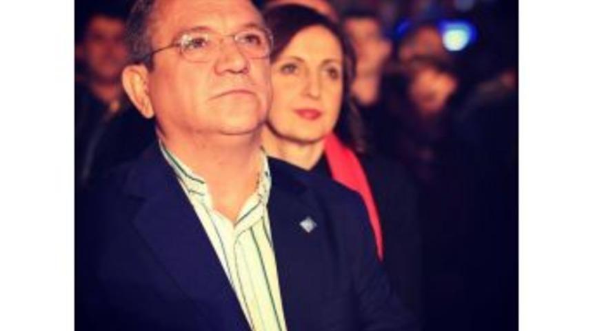 Kuşadası Belediye Başkanı Anjiyo Oldu