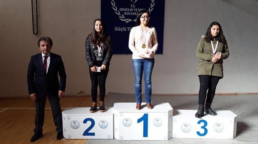 Satrancın Birincileri 1308 Osmaneli Belediyespor&rsquo;dan