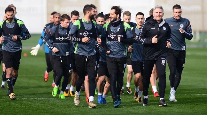 Atiker Konyaspor Taktik &Ccedil;alıştı