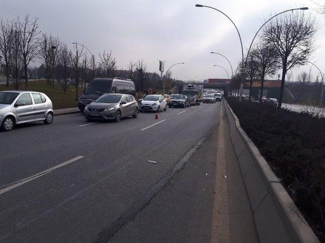 Başkent’te Trafik Kazası: 4 Yaralı