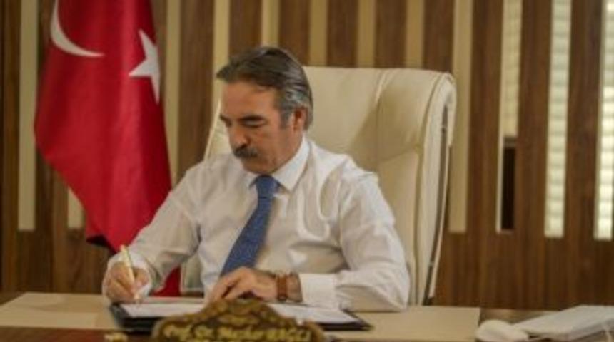 Rekt&ouml;r Bağlı &ldquo;10 Ocak &Ccedil;alışan Gazeteciler G&uuml;n&uuml;&rdquo; Mesajı Yayımladı