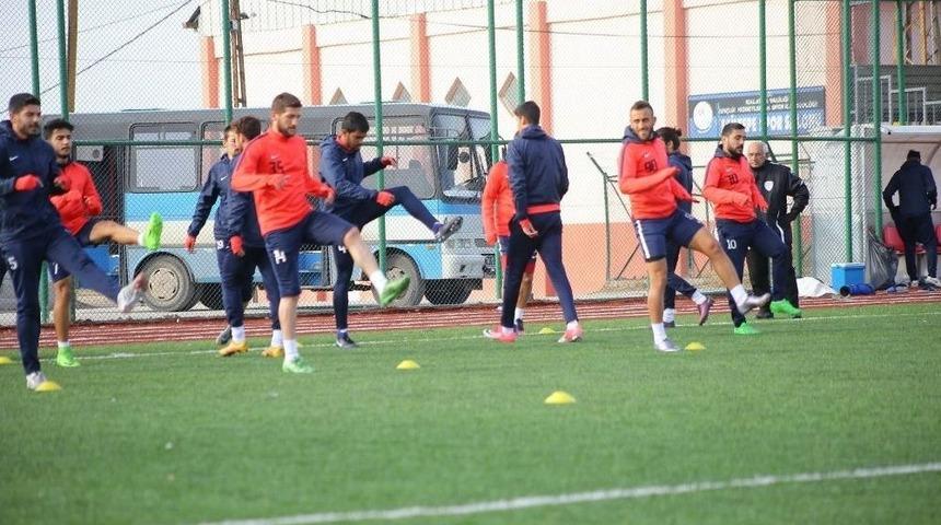 Yeşilyurt Belediyespor&rsquo;da 1920 Maraş Ma&ccedil;ı Hazırlıkları S&uuml;r&uuml;yor