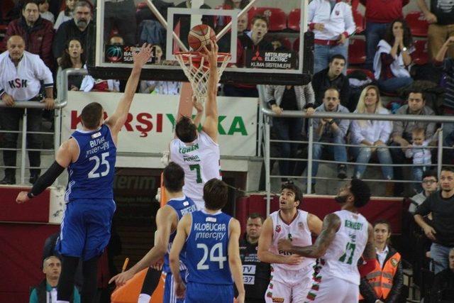 Fıba Basketbol Şampiyonlar Ligi: Pınar Karşıyaka: 85 - Ewe Baskets Oldenburg: 86 1