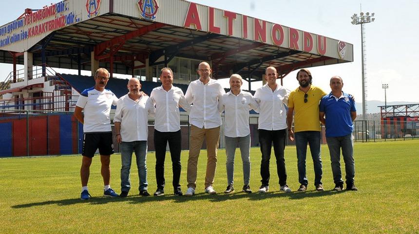 Fenerbah&ccedil;e'den Altınordu'ya ziyaret