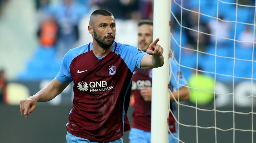 Burak Yılmaz, Trabzonspor taraftarından &ouml;z&uuml;r diledi