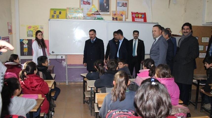 İl Başkanı Aydın, &Ouml;ğrencilerle Bir Araya Geldi