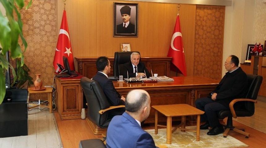 Ziraat&ccedil;ilerden Vali Kam&ccedil;ı&rsquo;ya Ziyaret