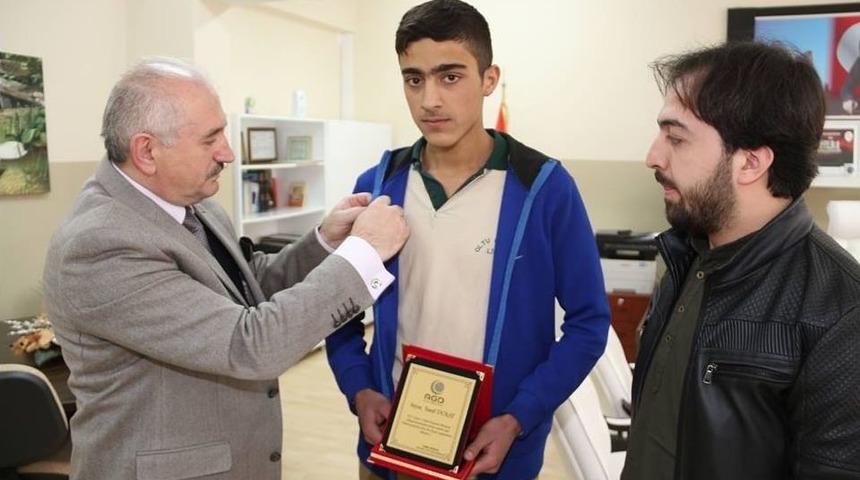 Oltu Anadolu Lisesi Siyer-i Nebi Yarışmasında Da Birinci