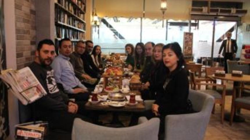 &Ccedil;alışan Gazeteciler G&uuml;n&uuml; Esas 67 Burda&rsquo; Da Kutlandı