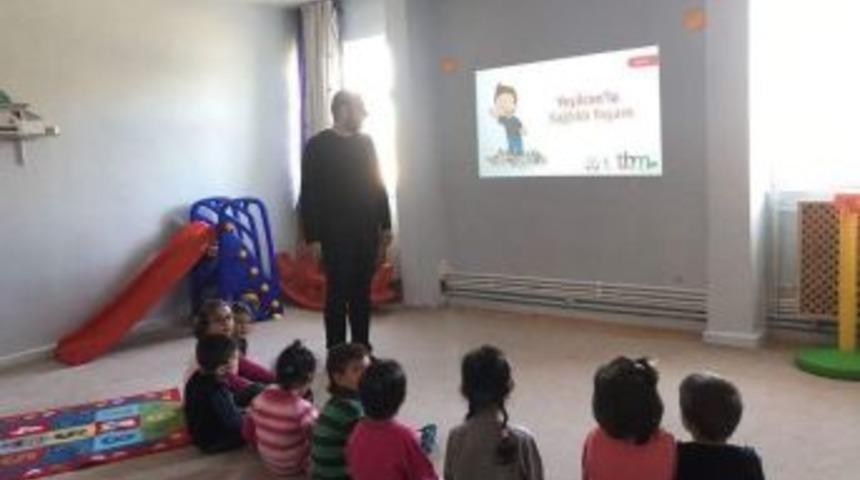 Anaokul &Ouml;ğrencilerine Bağımlılık Eğitimi