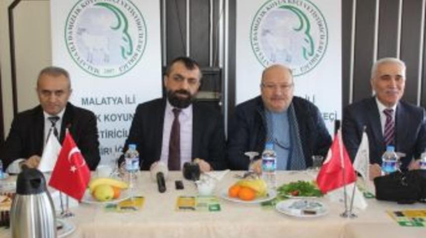 Başkan Akın Gazetecilerle Kahvaltıda Bir Araya Geldi