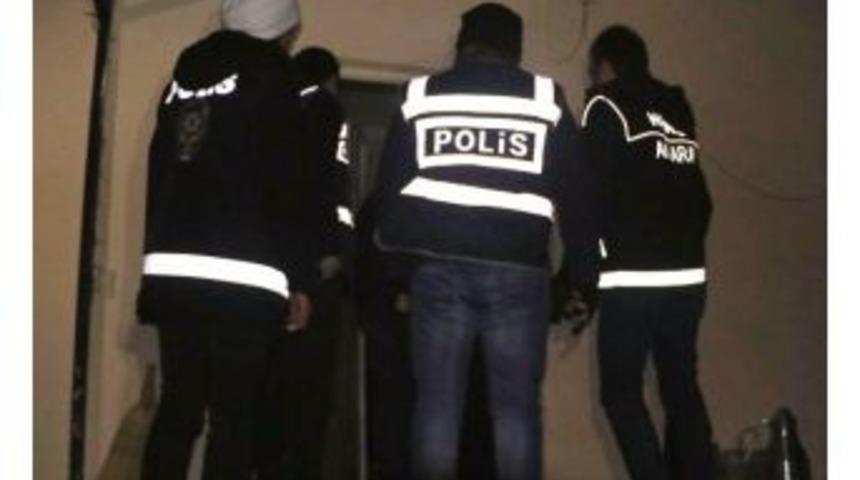 Aksaray&rsquo;daki Uyuşturucu Operasyonunda 9 Tutuklama