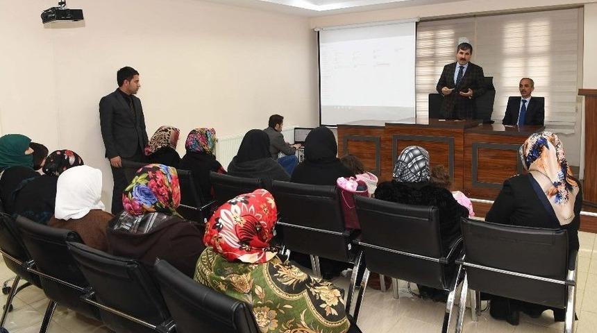 Başkan Asya, Kadınlara Belediye Hizmetlerini Anlattı