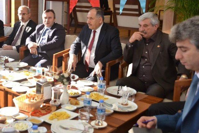 Siirt Belediye Başkan Vekili Taşkın, Gazetecilerle Bir Araya Geldi 3