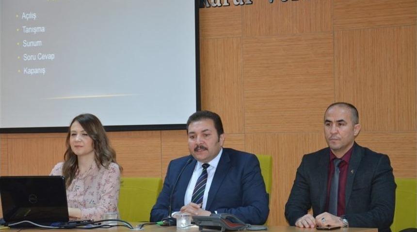 Edremit&rsquo;te &Ouml;ğretmenlerle Eğitim Değerlendirme Toplantısı Yapıldı