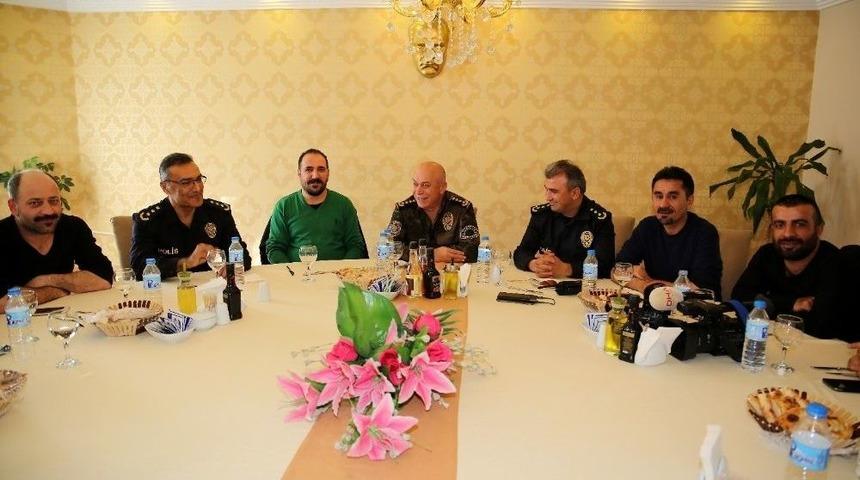 Dilberoğlu, Gazetecilerle Bir Araya Geldi