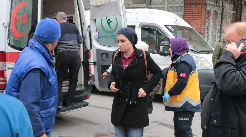 (&ouml;zel) Kartal&rsquo;da İki Minib&uuml;s &Ccedil;arpıştı: 6 Yaralı