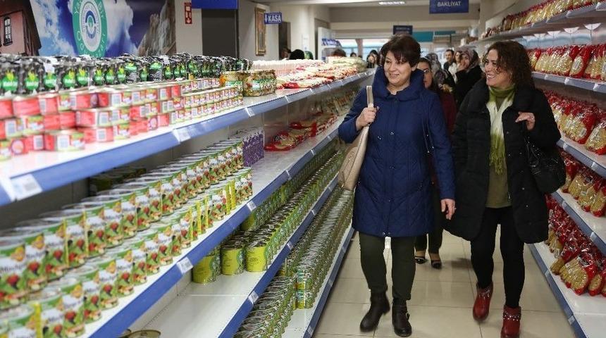Emek Ve Ihlamurket Sakinleri Halk Marketi Ziyaret Etti