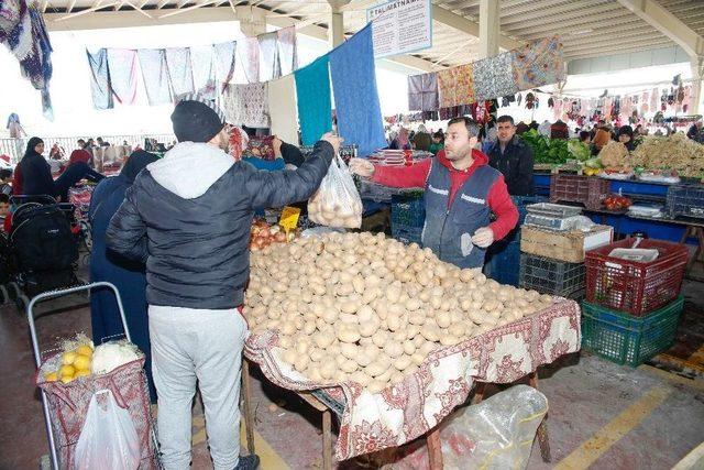 Nitelikli Pazaryeri, Pazarcı Esnafının Yüzünü Güldürdü