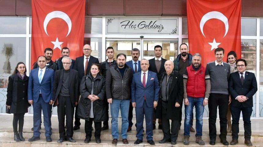 Başkan Kayda&rsquo;dan Gazetecilere Kahvaltılı Kutlama