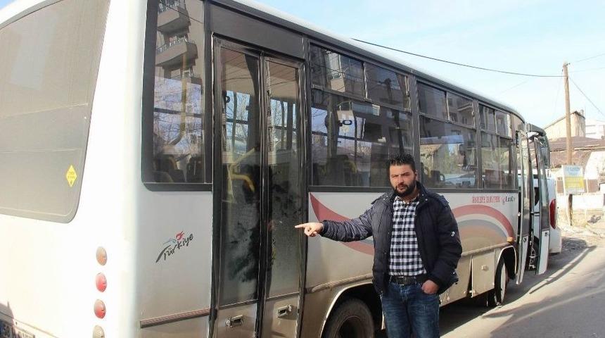 Halk Otob&uuml;s&uuml;n&uuml;n Elektrik Devresini Keserek Bozuk Para &Ccedil;aldılar