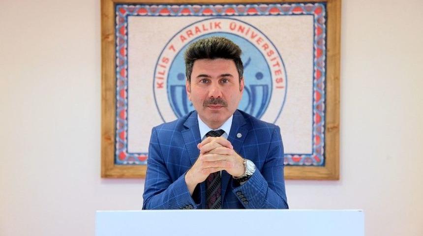 Rekt&ouml;r Karacoşkun&rsquo;ndan Gazeteciler G&uuml;n&uuml; Kutlama Mesajı