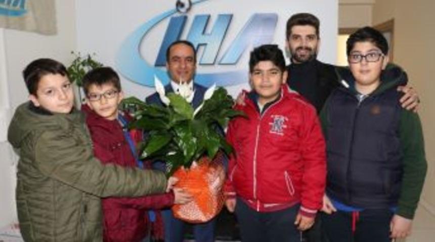 Sinema Ve Fotoğraf&ccedil;ılık Kul&uuml;b&uuml; &Ouml;ğrencilerinden İha&rsquo;ya Ziyaret