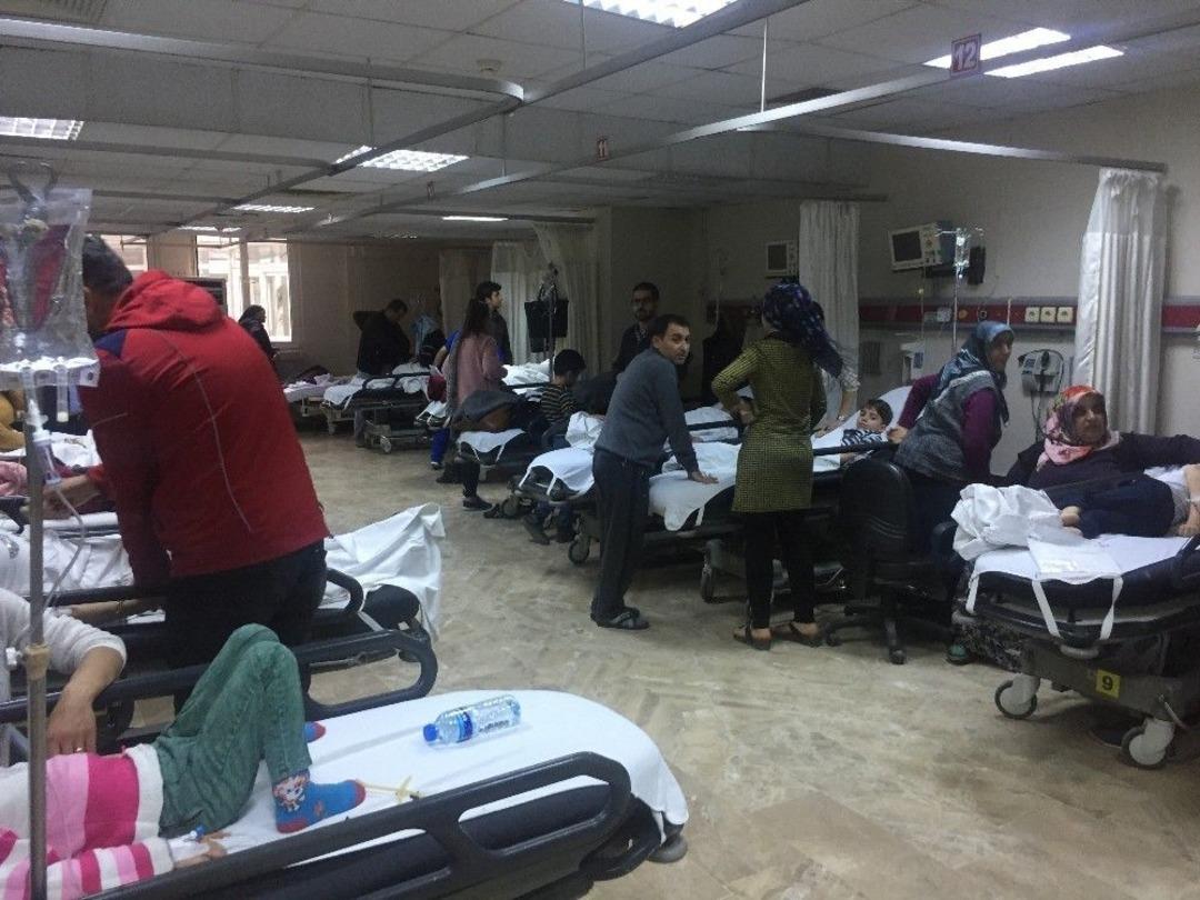 Hatay&rsquo;da &Ouml;ğrenciler Yemekten Zehirlendi